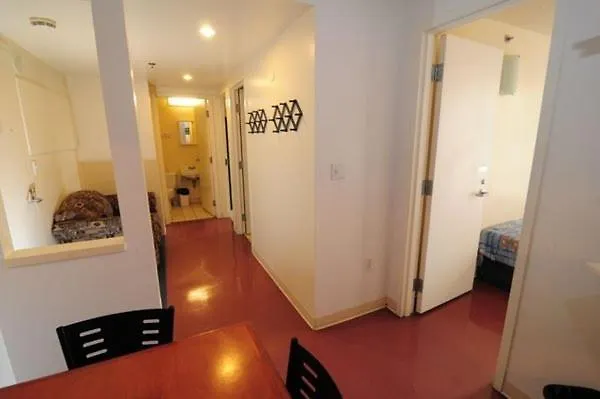 Residences Uqam Est Aparthotel Montreal