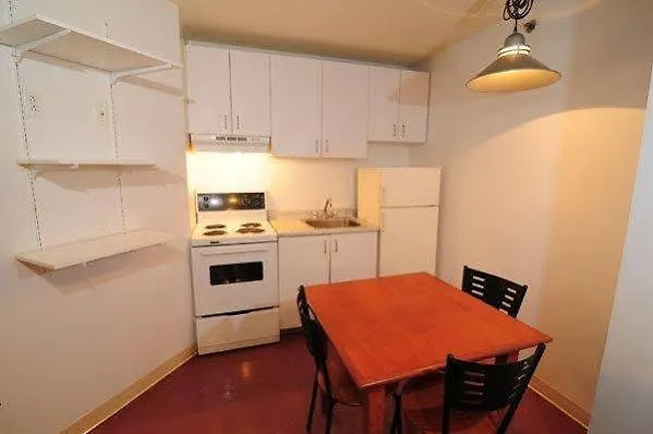 Residences Uqam Est 3*, Montreal Canada